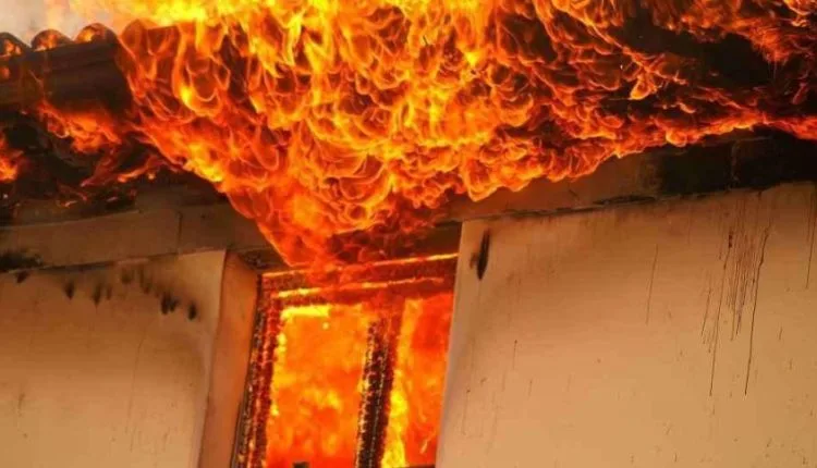 Zjarr në një shtëpi në Çegran